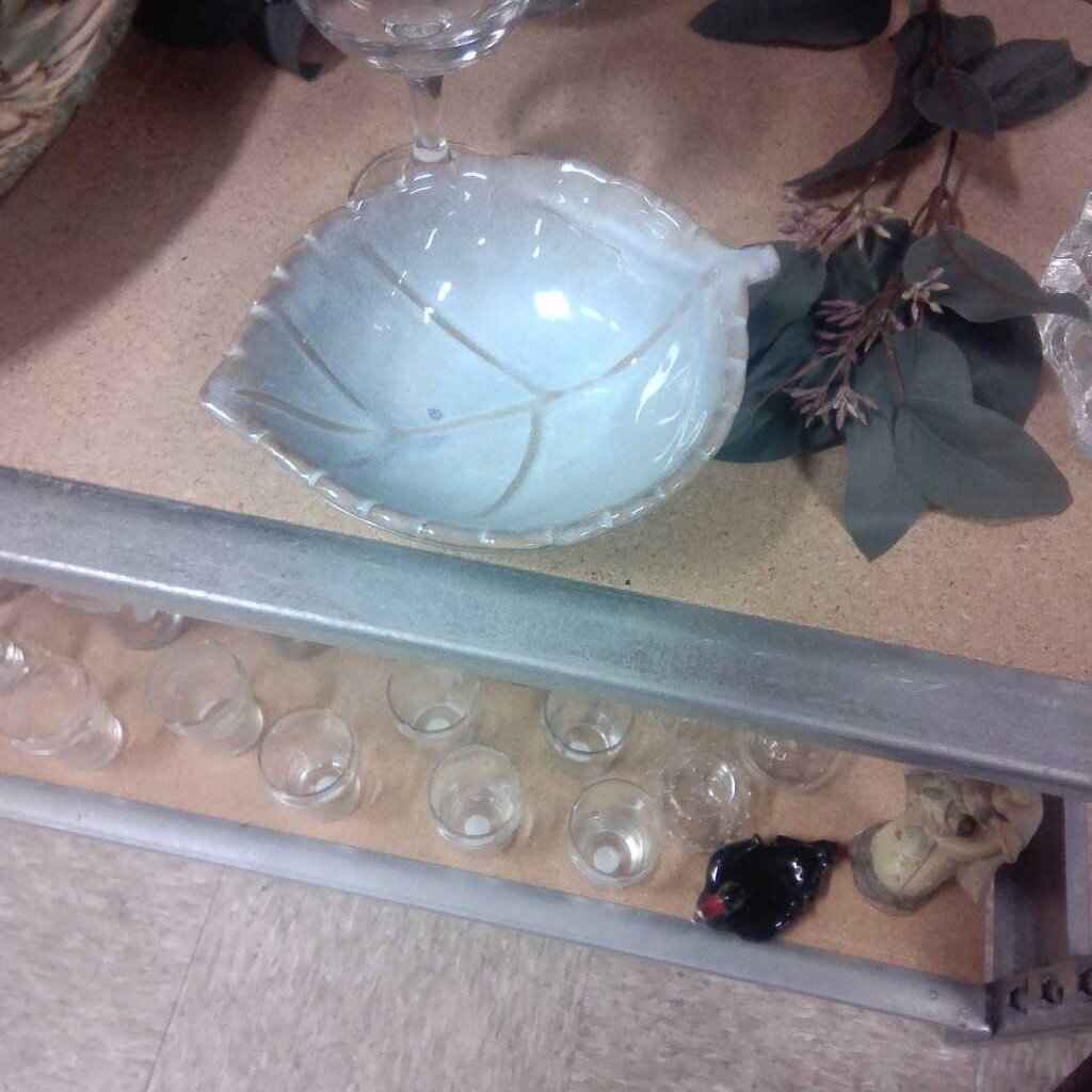 FALL AUTUM LEAF DISH BOWL