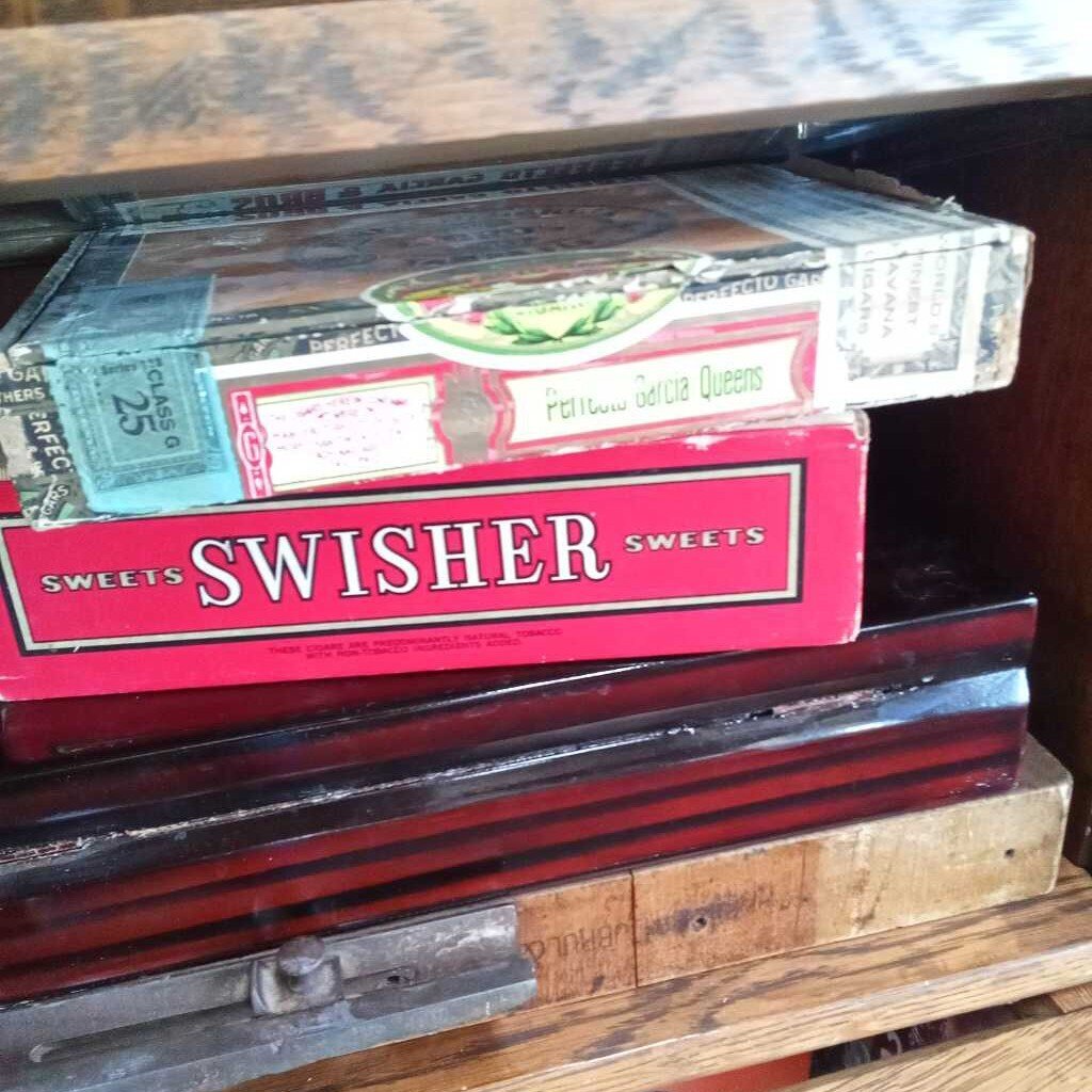 CIGAR BOXES