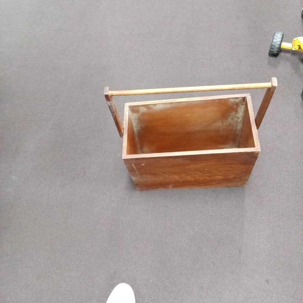 WOOD BOX