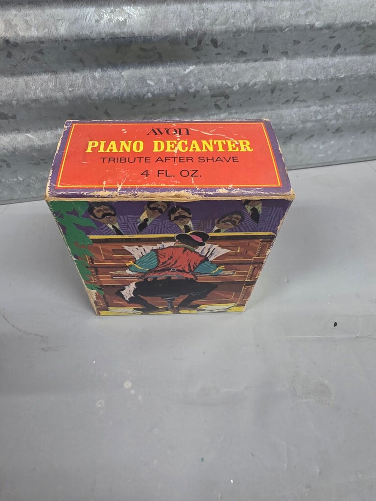 Avon Piano Decanter Tribute After Shave