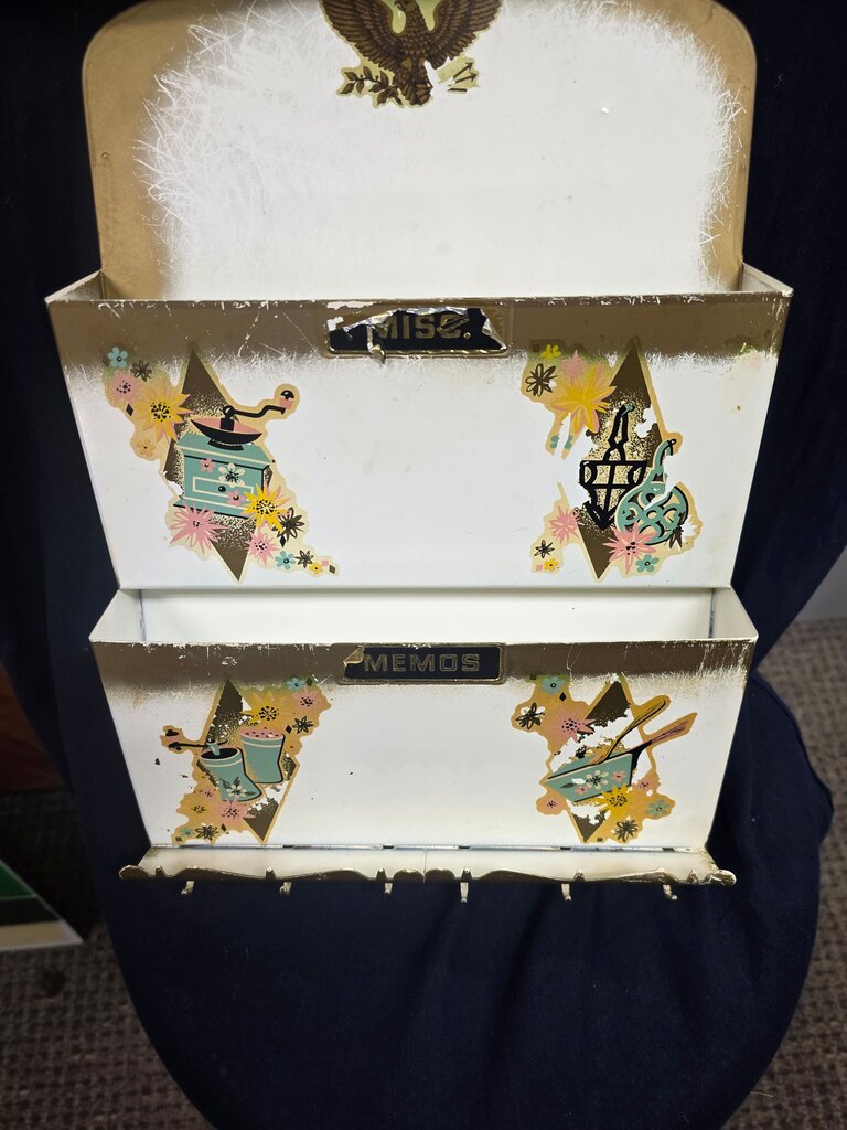 Vintage Decorative Memo Holder