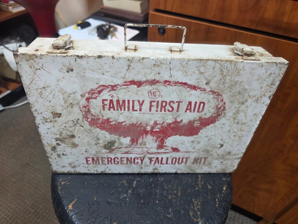 Family First Aid Emergency Fallout Kit